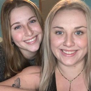 Meet your Posher, Tori